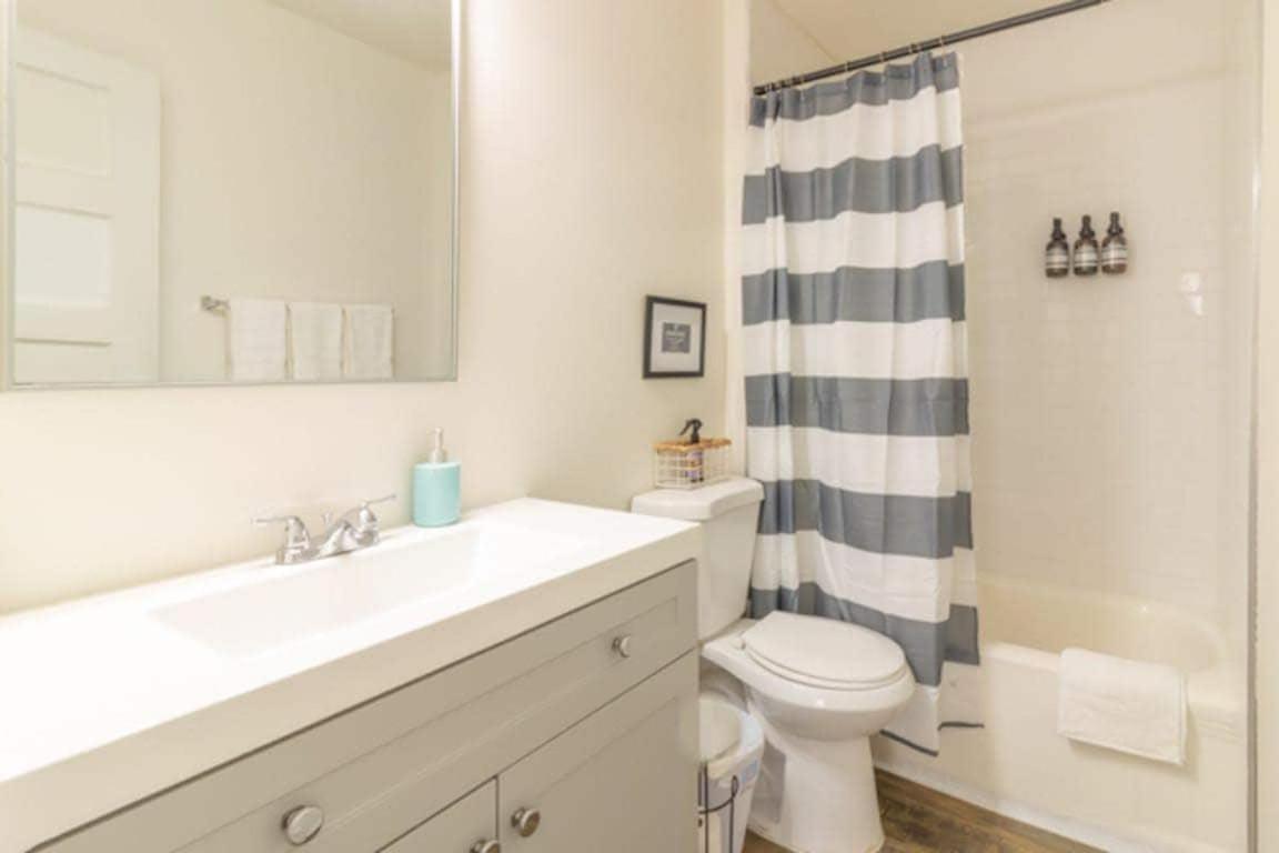 The Delightful Doubles- Unit A- Centrally Located Columbus Extérieur photo