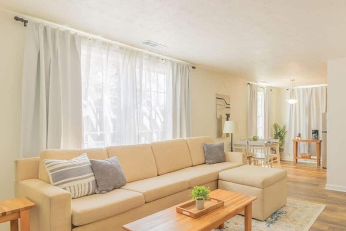The Delightful Doubles- Unit A- Centrally Located Columbus Extérieur photo