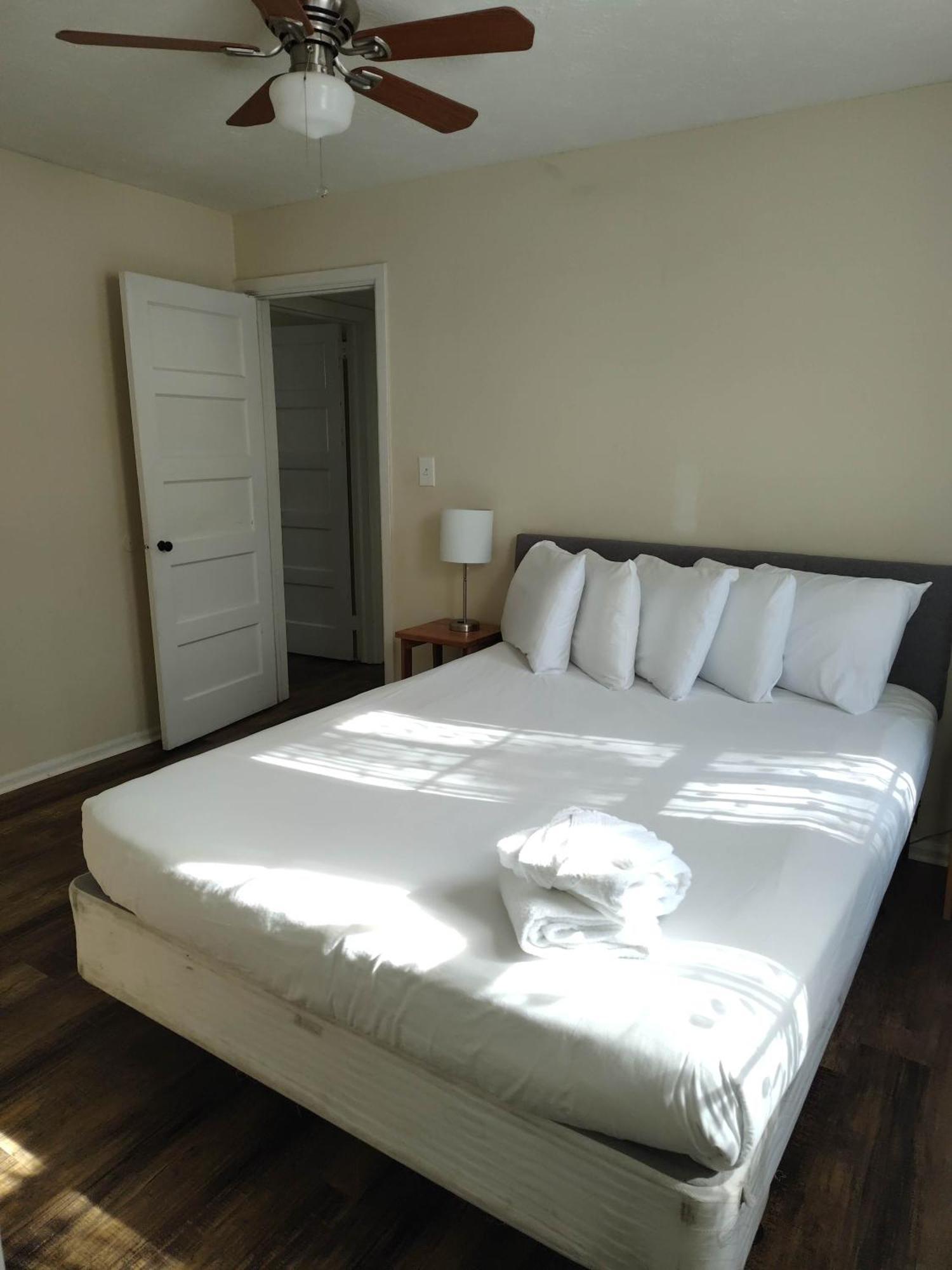 The Delightful Doubles- Unit A- Centrally Located Columbus Extérieur photo